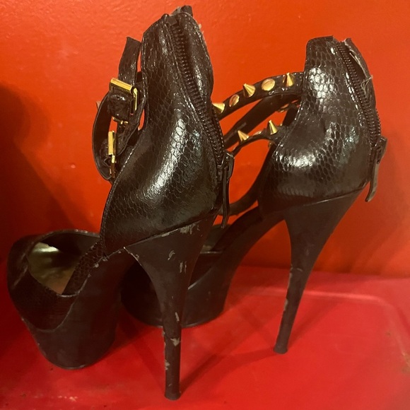 Bebe 6inch heels - Picture 2 of 3